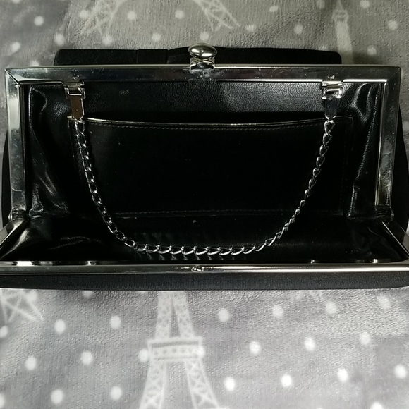 2 Vintage Black Evening Purses. - Picture 6 of 8